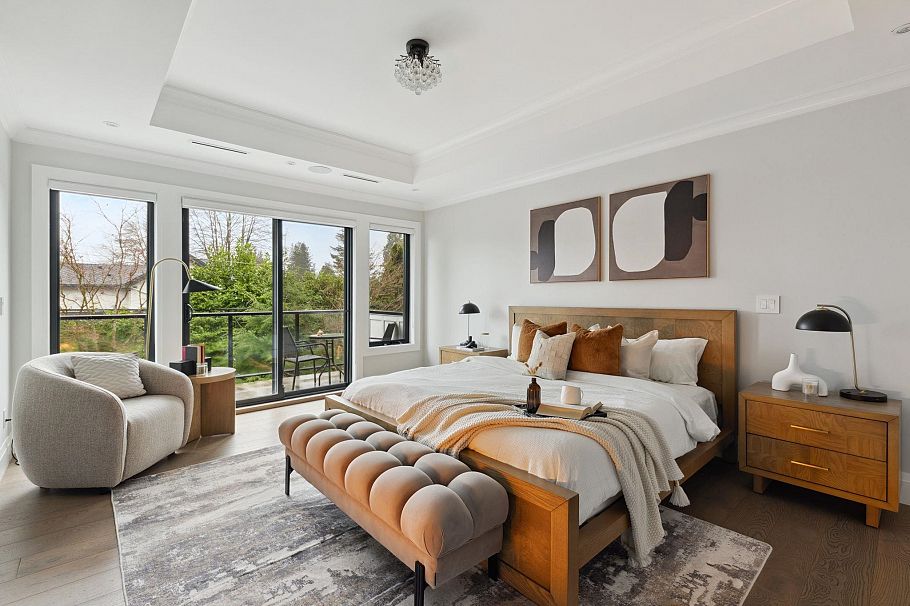 939 Forest Hills Drive North Vancouver, BC - 27