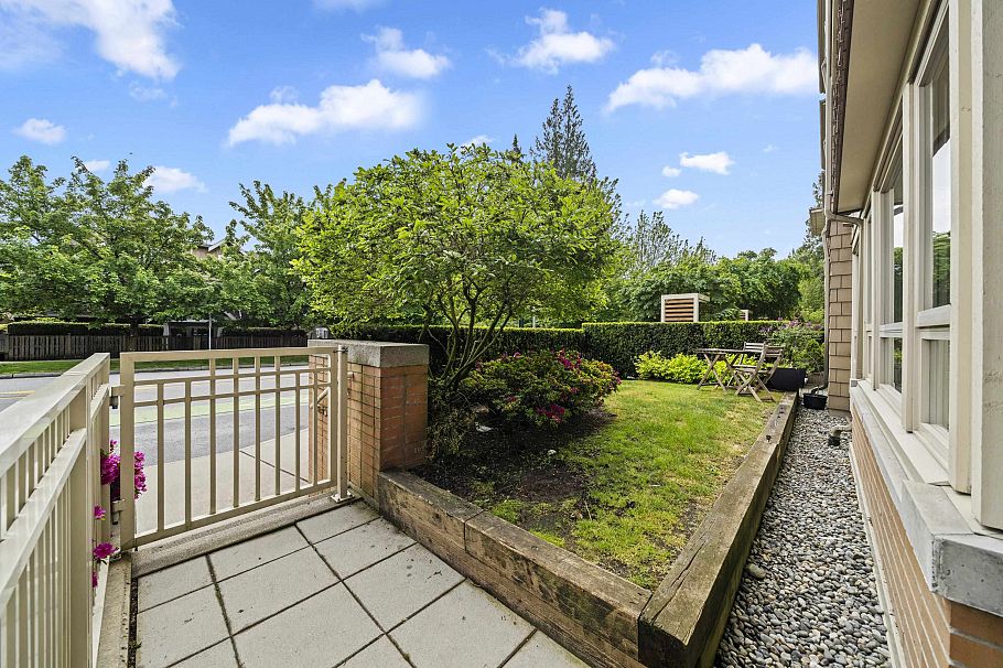 101 2665 Mountain Highway North Vancouver, BC - 29