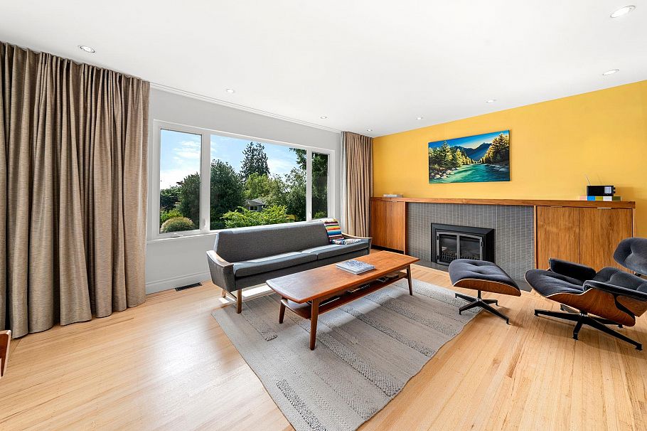 728 E 6th Street North Vancouver, BC - 6