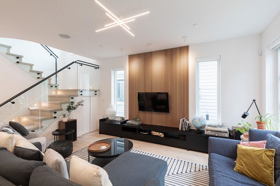 1438 E 17th Avenue Vancouver, BC - 4