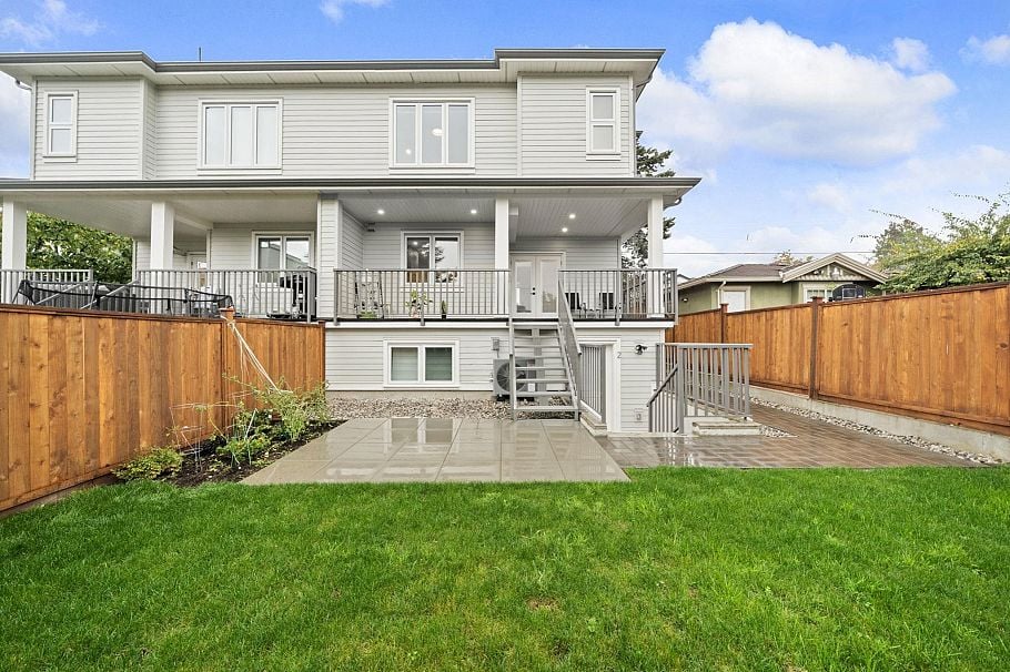 552 E 58th Avenue Vancouver, BC - 23