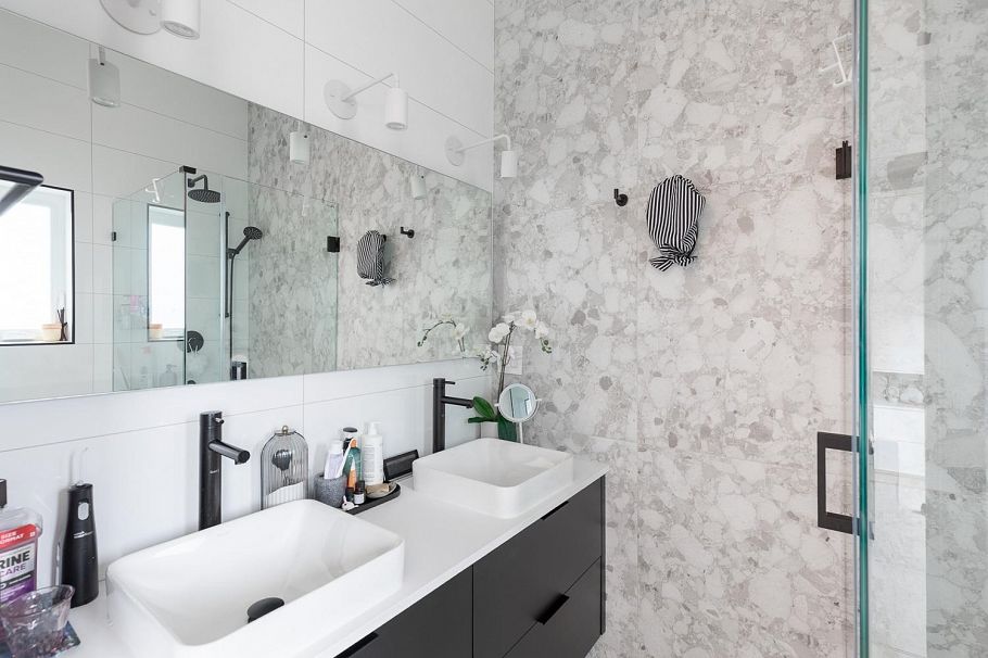 1438 E 17th Avenue Vancouver, BC - 26