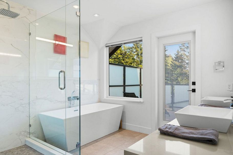 105 Monte Vista Court North Vancouver, BC - 23