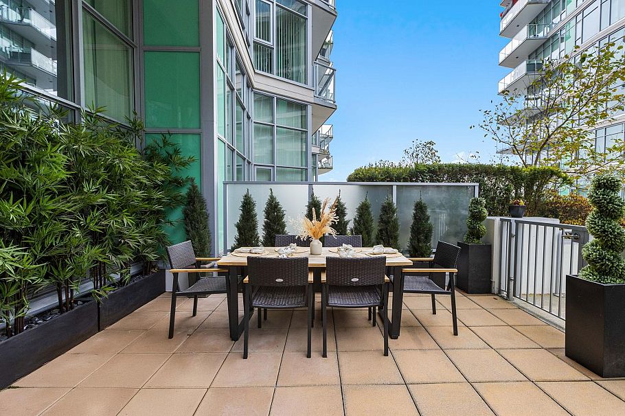 104 199 Victory Ship Way North Vancouver, BC - 22