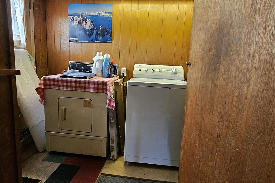 3625 E 24th Avenue Vancouver, BC - 17