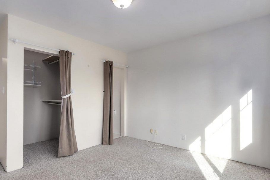 2984 Plymouth Drive North Vancouver, BC - 19