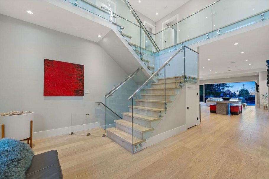 105 Monte Vista Court North Vancouver, BC - 20