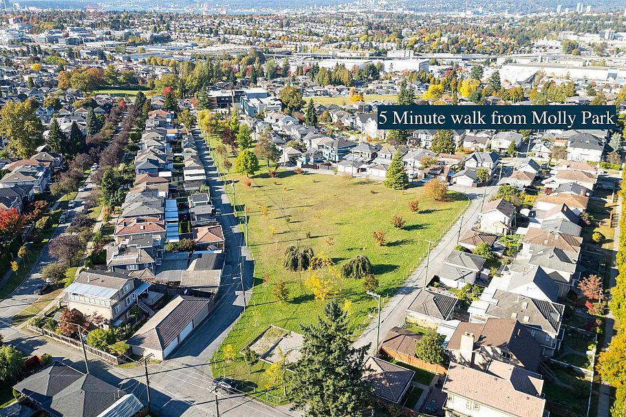 3625 E 24th Avenue Vancouver, BC - 20