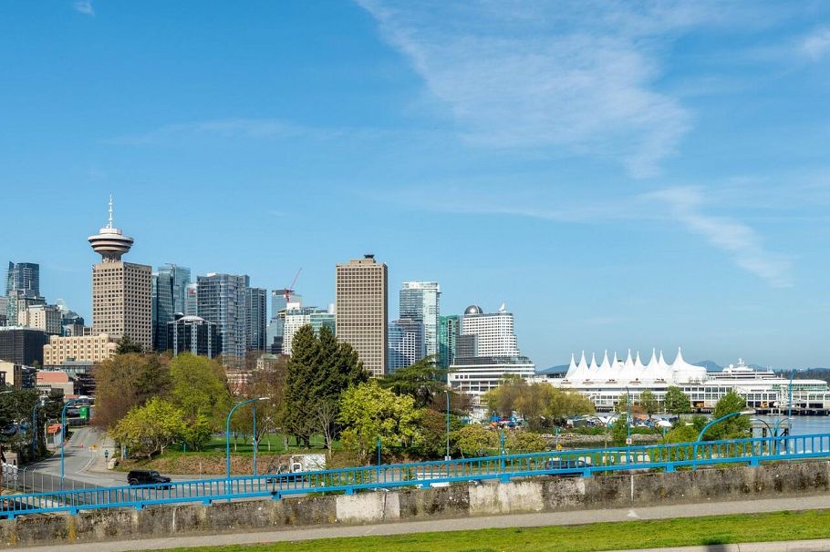 209 168 Powell Street Vancouver, BC - 31