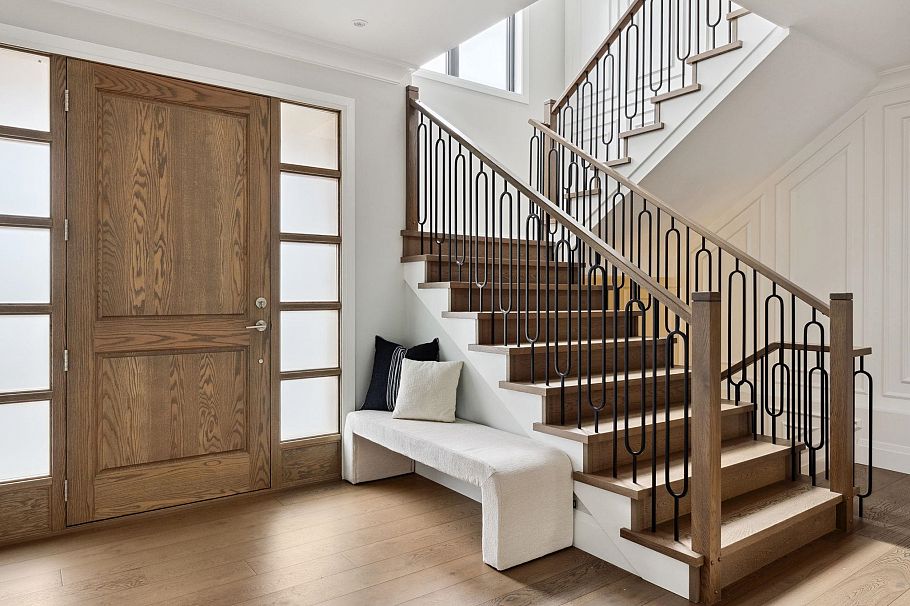 939 Forest Hills Drive North Vancouver, BC - 24