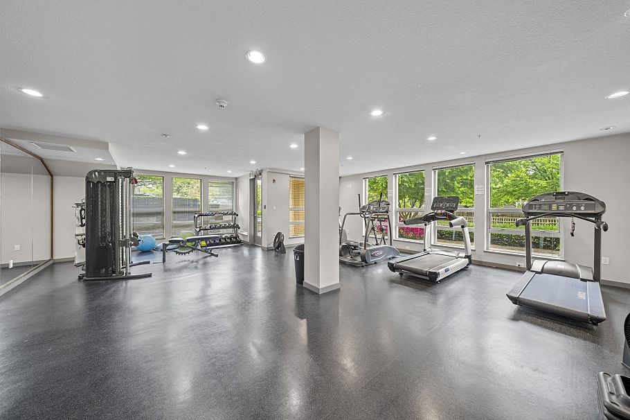 101 2665 Mountain Highway North Vancouver, BC - 38