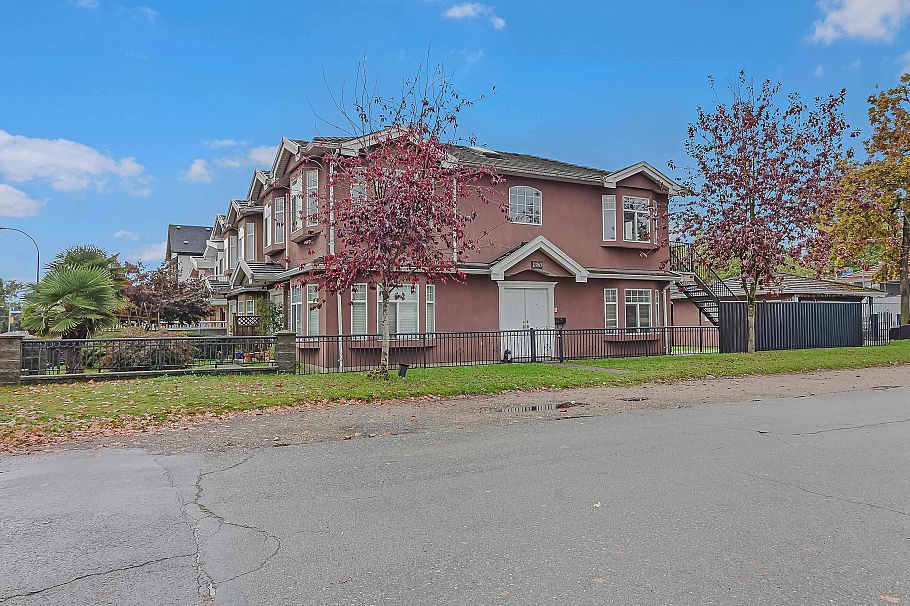 1380 E 51st Avenue Vancouver, BC - 3