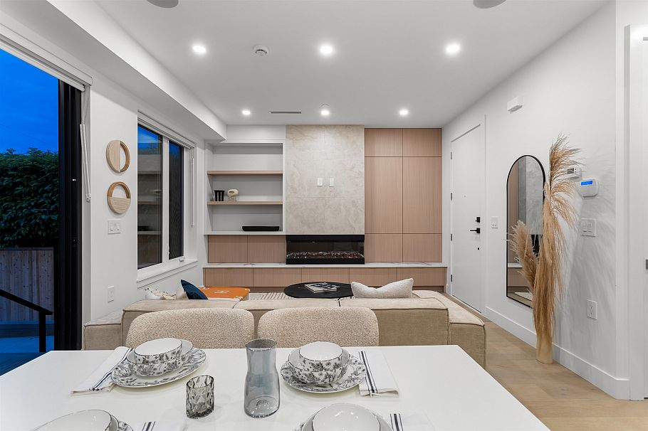 2 4176 Balkan Street Vancouver, BC - 3