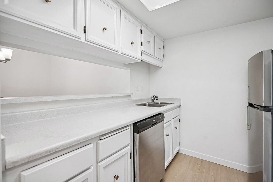 408 2320 W 40th Avenue Vancouver, BC - 7