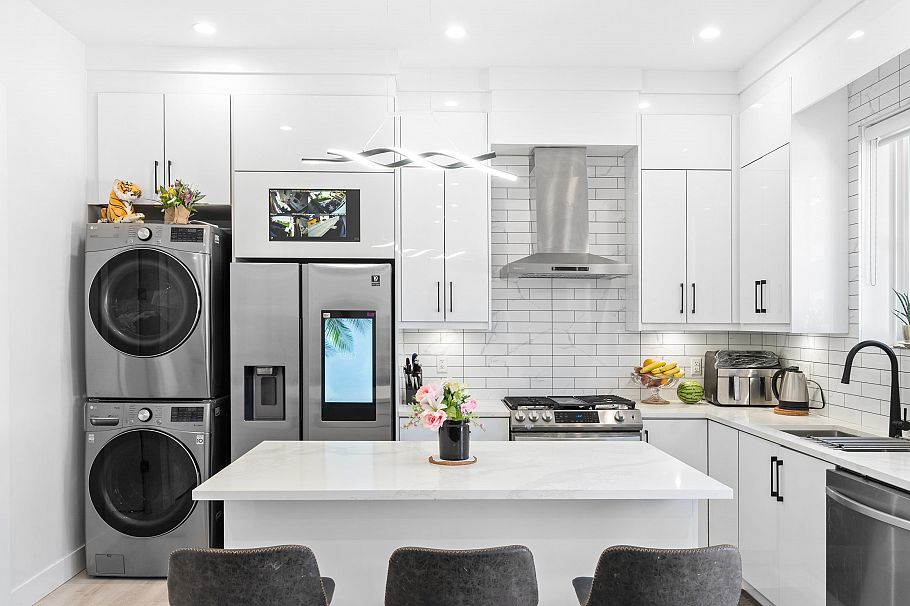 465 E 57th Avenue Vancouver, BC - 7