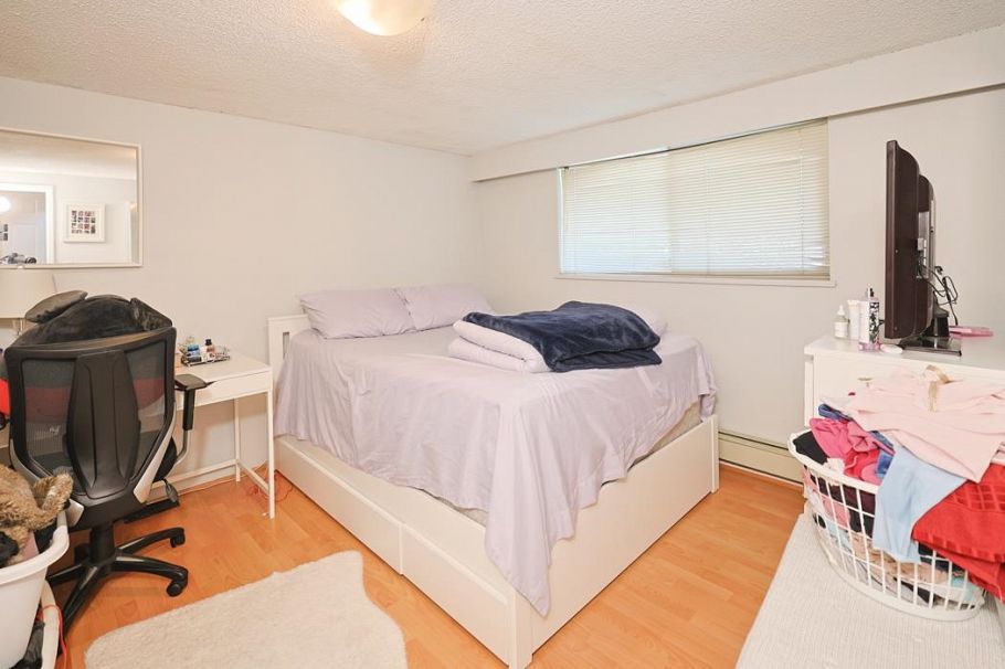 7310 Gladstone Street Vancouver, BC - 13