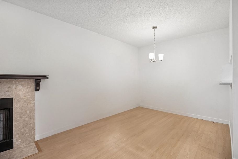 408 2320 W 40th Avenue Vancouver, BC - 4
