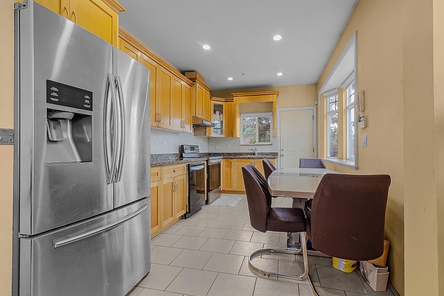 1380 E 51st Avenue Vancouver, BC - 19