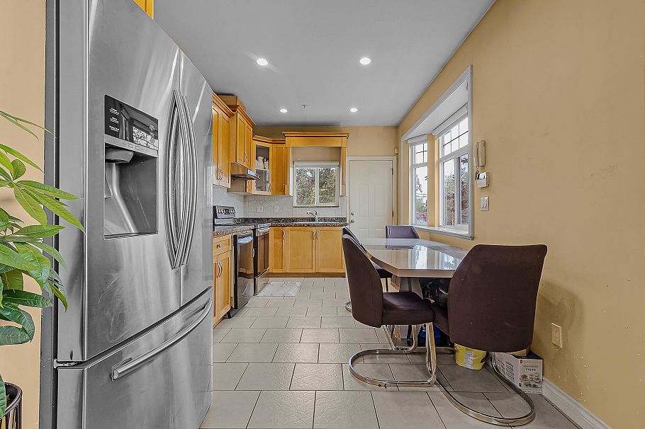 1380 E 51st Avenue Vancouver, BC - 18