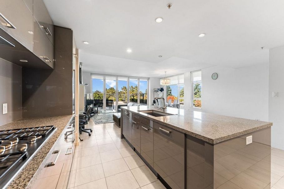 503 6093 Iona Drive Vancouver, BC - 5