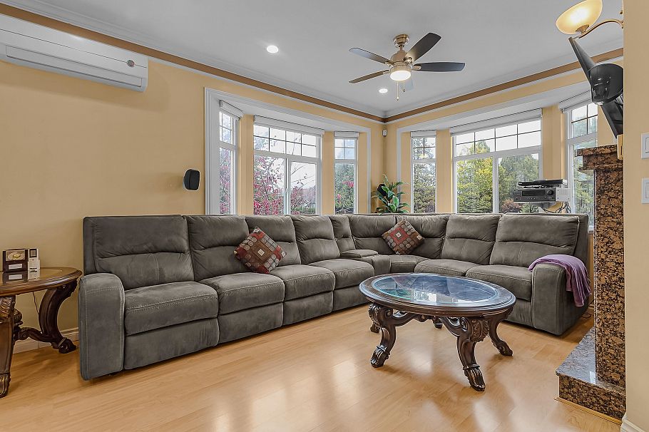 1380 E 51st Avenue Vancouver, BC - 8