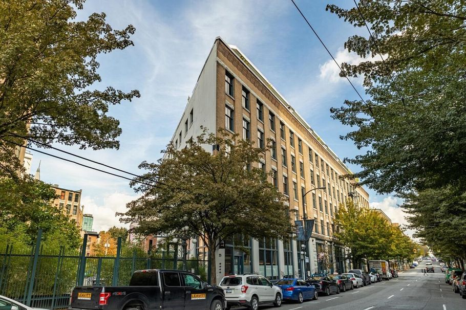 515 55 E Cordova Street Vancouver, BC - 1