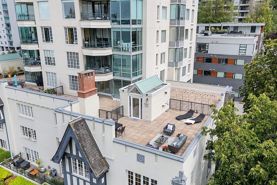 307 1311 Beach Avenue Vancouver, BC - 4