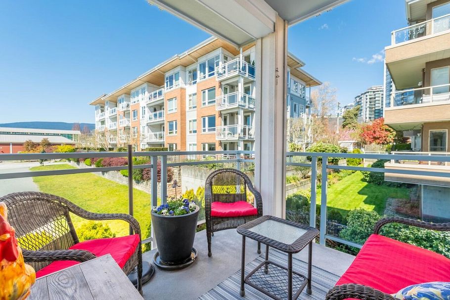 203 717 Chesterfield Avenue North Vancouver, BC - 20