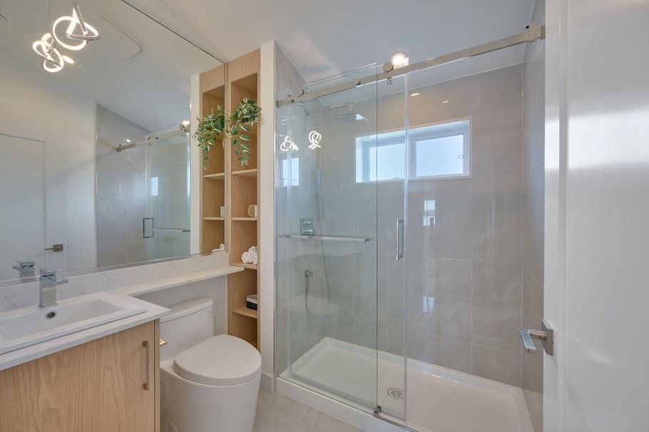 1 2838 Turner Street Vancouver, BC - 24