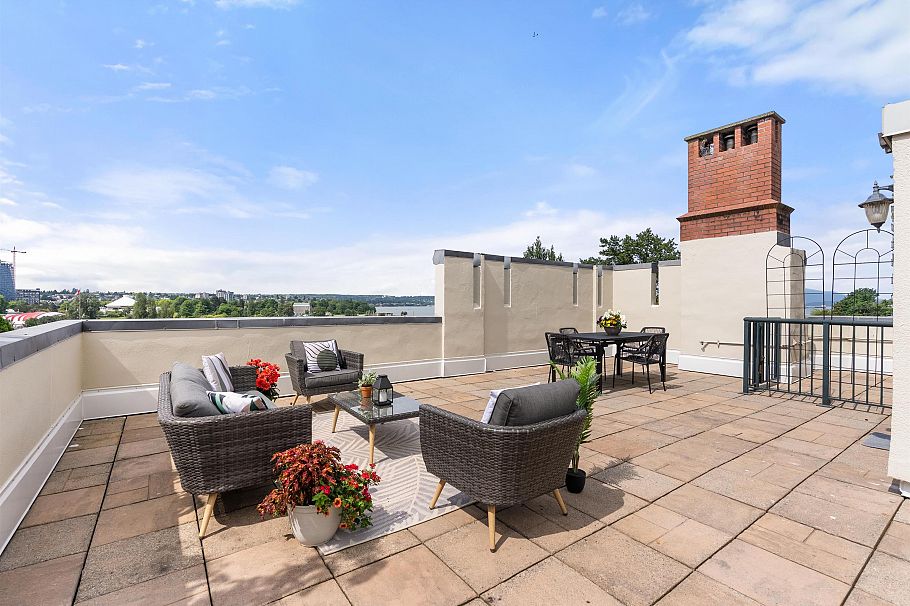 307 1311 Beach Avenue Vancouver, BC - 32