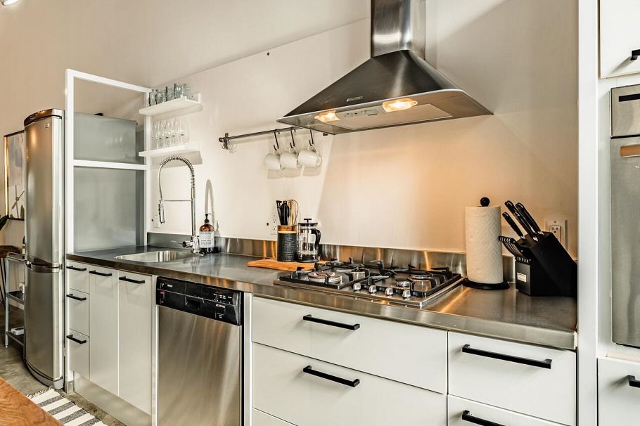 515 55 E Cordova Street Vancouver, BC - 9