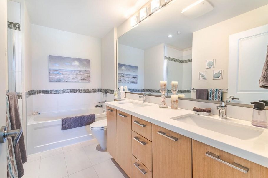 203 717 Chesterfield Avenue North Vancouver, BC - 16