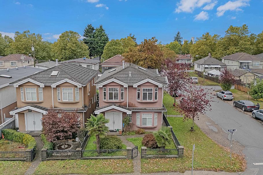 1380 E 51st Avenue Vancouver, BC - 4