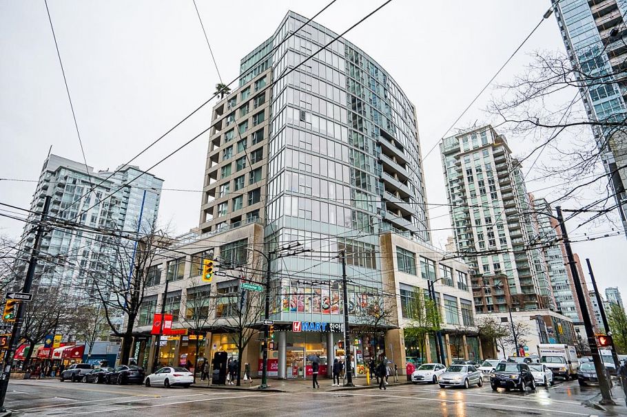 1003 822 Seymour Street Vancouver, BC - 1