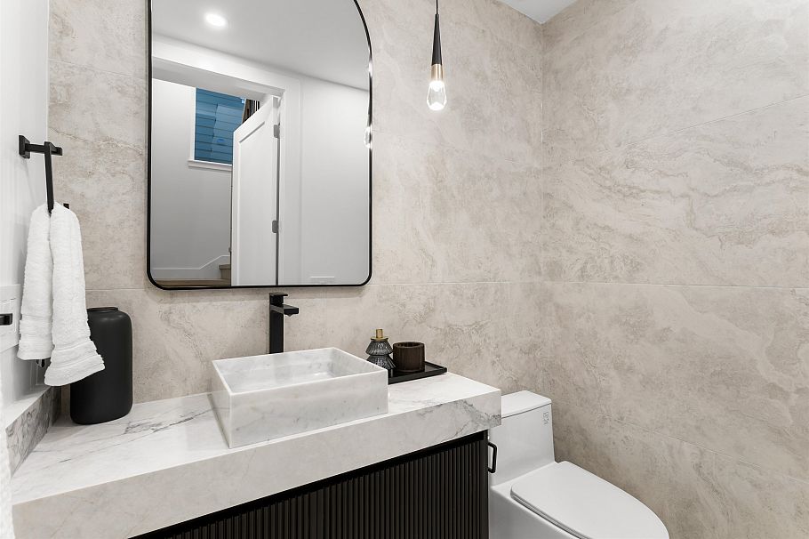 2 4176 Balkan Street Vancouver, BC - 6