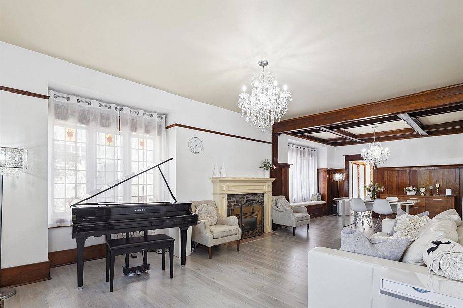 4190 W 11th Avenue Vancouver, BC - 34