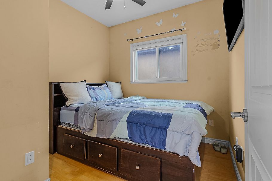 1380 E 51st Avenue Vancouver, BC - 17