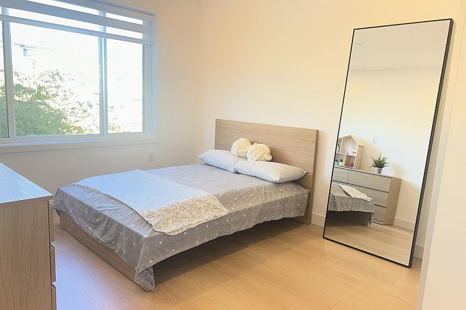 1 2838 Turner Street Vancouver, BC - 16