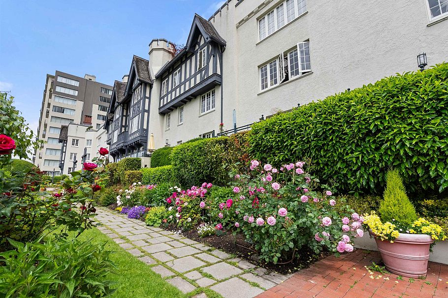 307 1311 Beach Avenue Vancouver, BC - 38