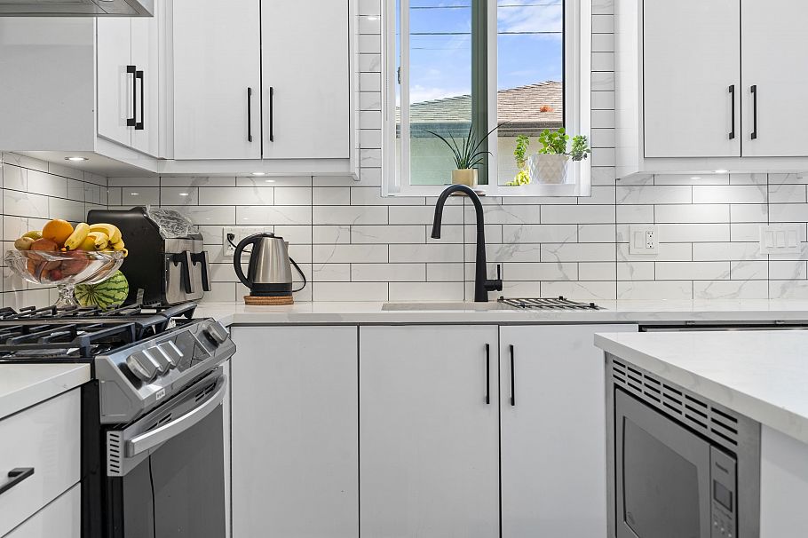 465 E 57th Avenue Vancouver, BC - 12