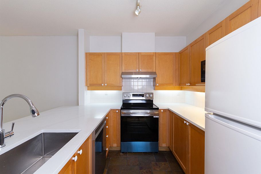 202 1820 E Kent Avenue Vancouver, BC - 8