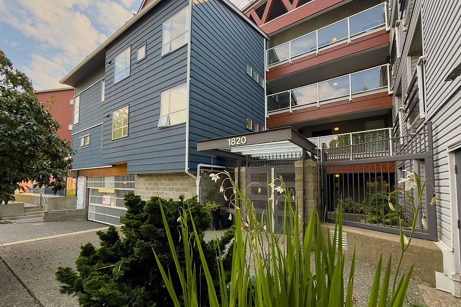 202 1820 E Kent Avenue Vancouver, BC - 3