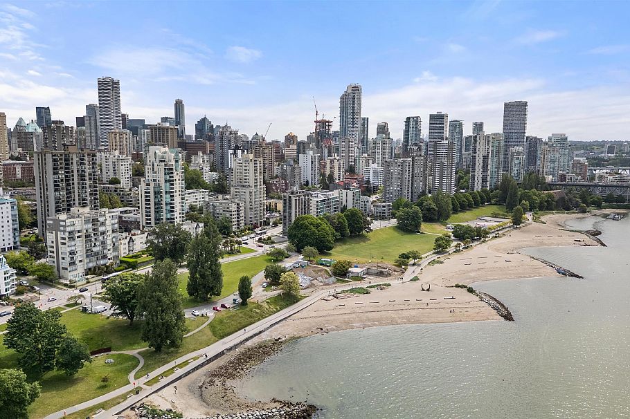 307 1311 Beach Avenue Vancouver, BC - 35