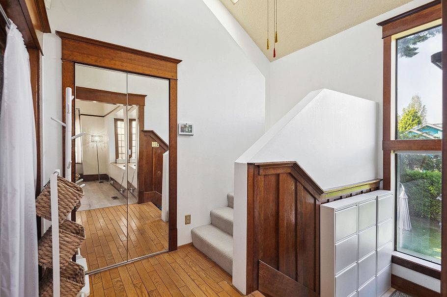 4190 W 11th Avenue Vancouver, BC - 22