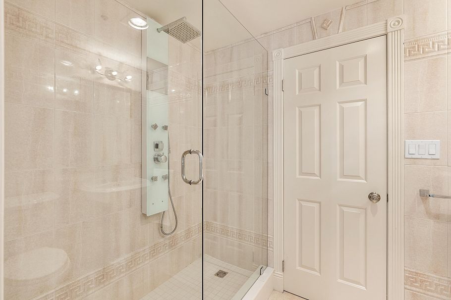 307 1311 Beach Avenue Vancouver, BC - 28