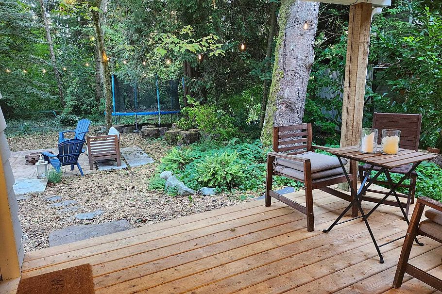 1706 Deep Cove Road North Vancouver, BC - 3