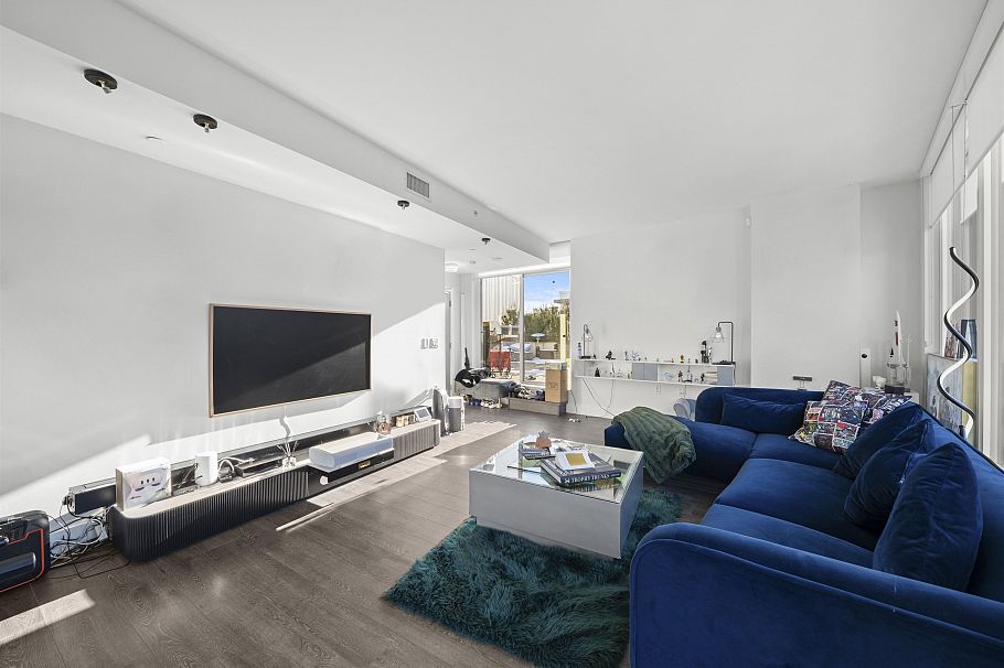 609 3438 Sawmill Crescent Vancouver, BC - 4