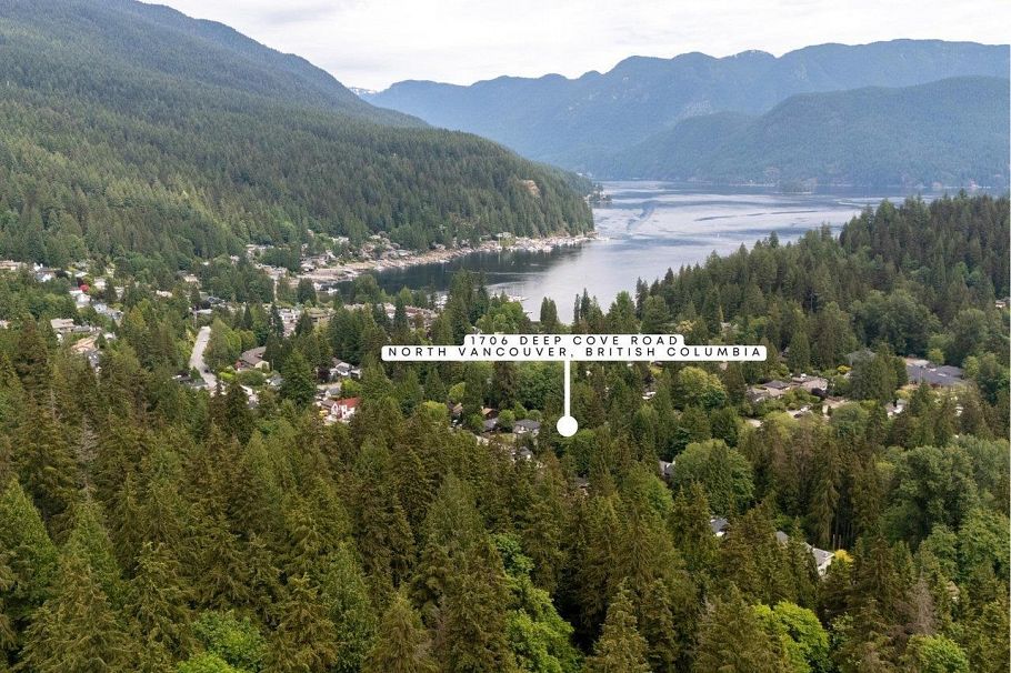 1706 Deep Cove Road North Vancouver, BC - 4