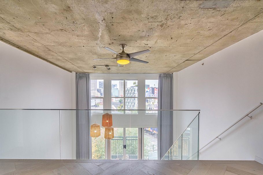 602 22 E Cordova Street Vancouver, BC - 14