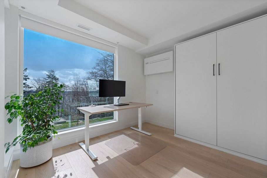 201 650 E 2nd Street North Vancouver, BC - 21